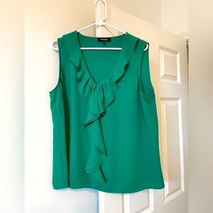 Green ruffle v neck sleeveless blouse